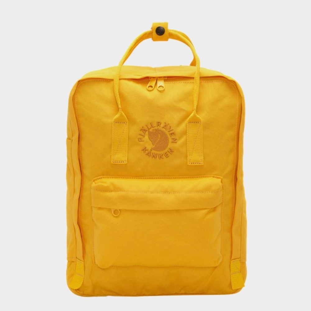 FJÄLLRAVEN KÅNKEN Backpack— Mustard Yellow, made from recycled material